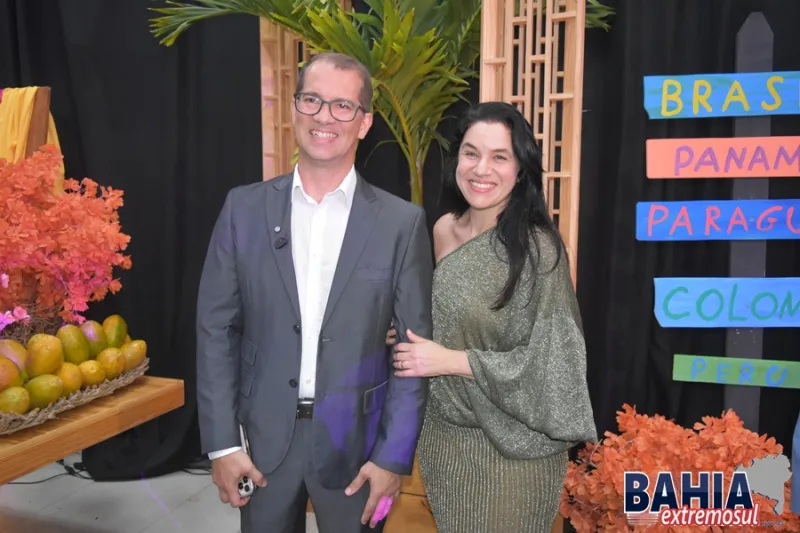 Sabores, Ritmos e Cores: Teixeira de Freitas abre o 12º Festival Gastronômico em grande estilo Sabores, Ritmos e Cores: Teixeira de Freitas abre o 12º Festival Gastronômico em grande estilo