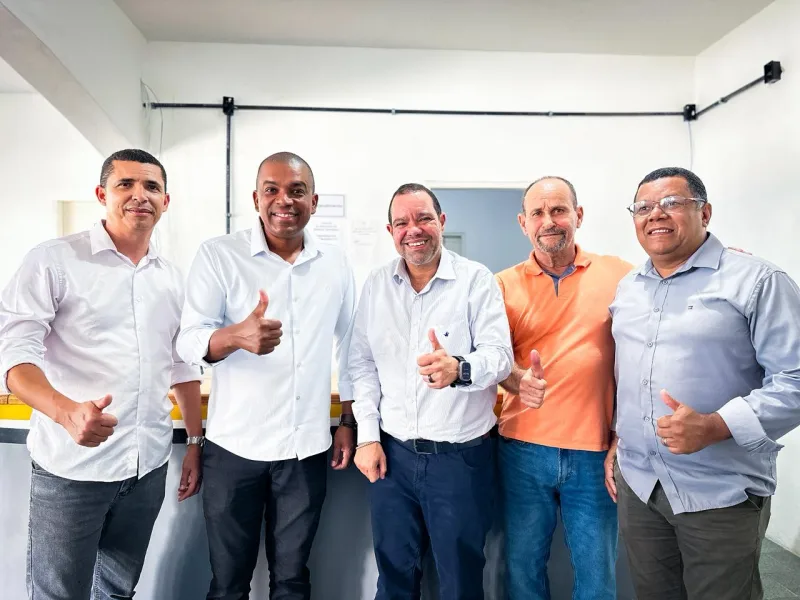 Prefeito Gilvan Produções destaca importância da reabertura do Retran para o desenvolvimento de Prado Prefeito Gilvan Produções destaca importância da reabertura do Retran para o desenvolvimento de Prado