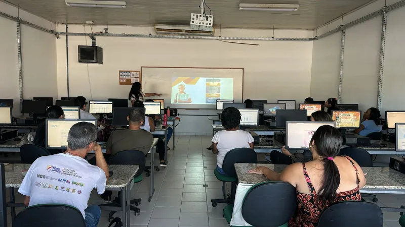 Teixeira de Freitas realiza encontro formativo sobre Busca Ativa Escolar e reforça compromisso com a inclusão educacional Teixeira de Freitas realiza encontro formativo sobre Busca Ativa Escolar e reforça compromisso com a inclusão educacional