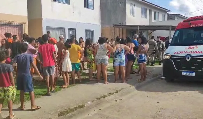 Discussão termina em agressão e deixa dois feridos no Conjunto Vista Bela, em Itamaraju Discussão termina em agressão e deixa dois feridos no Conjunto Vista Bela, em Itamaraju