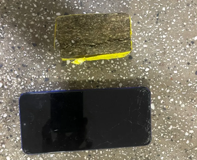 Polícia Militar apreende drogas, armas e prende suspeitos em Teixeira de Freitas