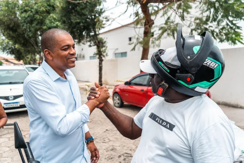 Prefeitura de Prado avança com obras de pavimentação e leva mais qualidade de vida aos bairros Prefeitura de Prado avança com obras de pavimentação e leva mais qualidade de vida aos bairros