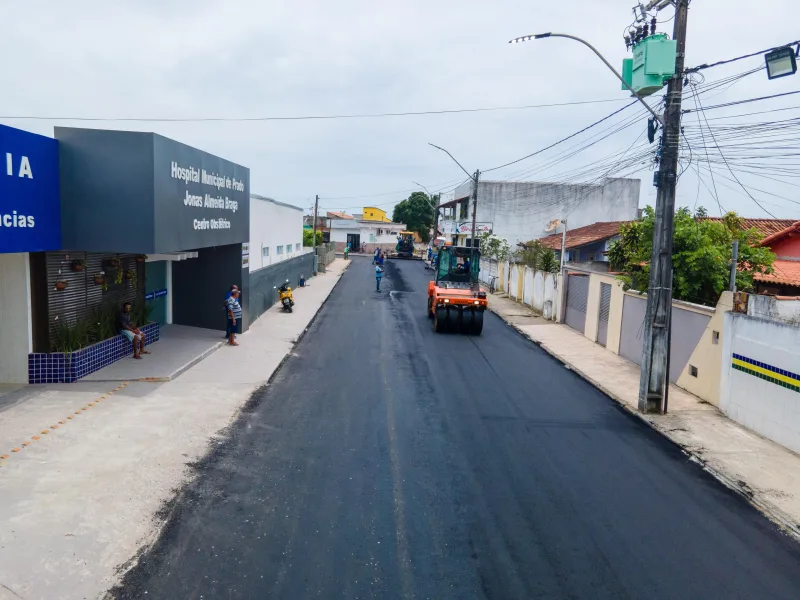 Prefeitura de Prado avança com obras de pavimentação e leva mais qualidade de vida aos bairros Prefeitura de Prado avança com obras de pavimentação e leva mais qualidade de vida aos bairros