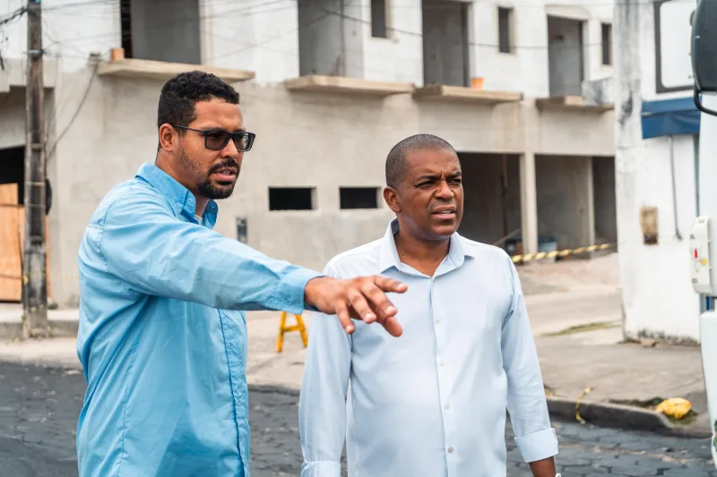 Prefeitura de Prado avança com obras de pavimentação e leva mais qualidade de vida aos bairros Prefeitura de Prado avança com obras de pavimentação e leva mais qualidade de vida aos bairros