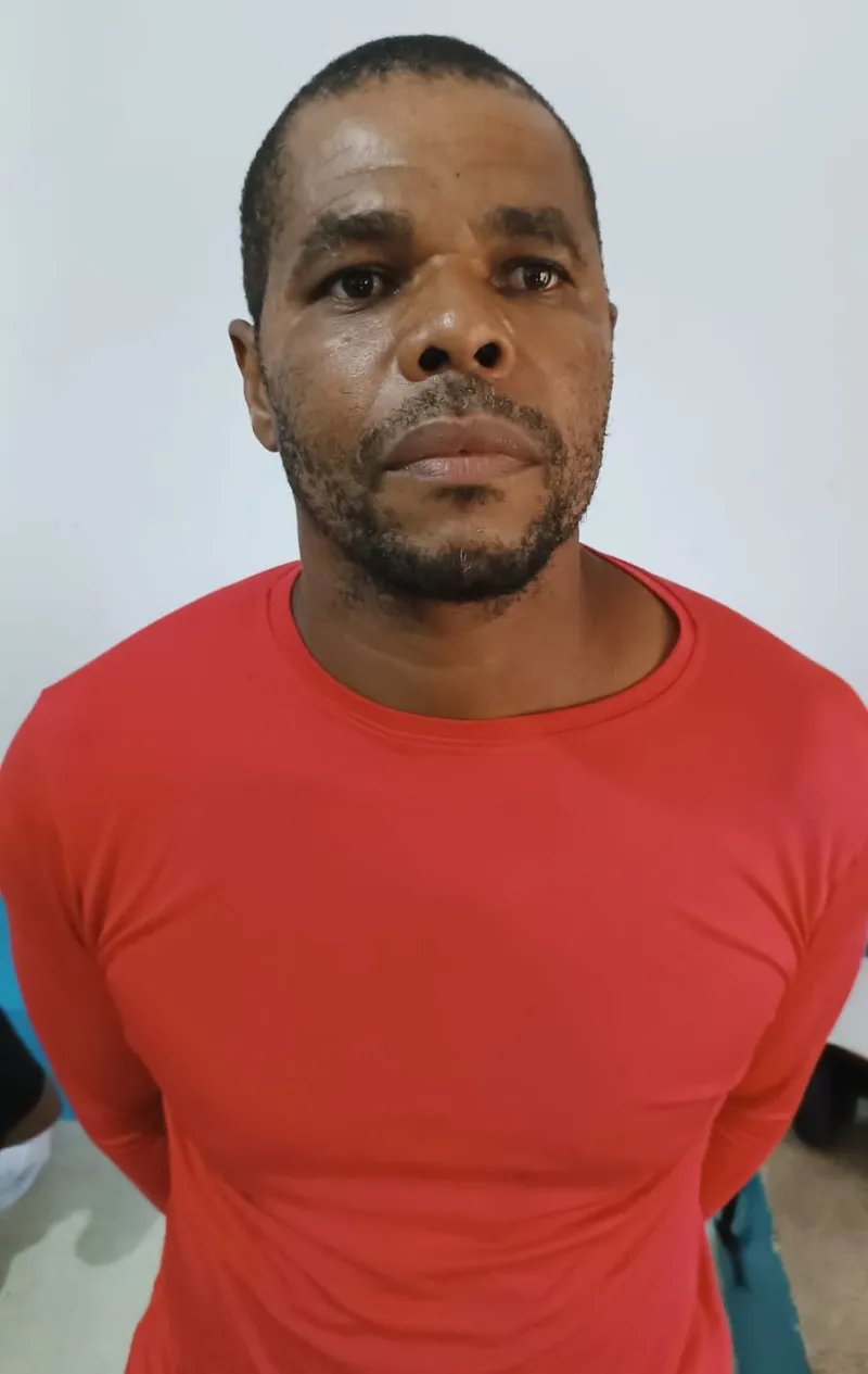 Alcobaça: Polícia Civil e Militar cumprem mandado e prendem homem acusado de homicídio