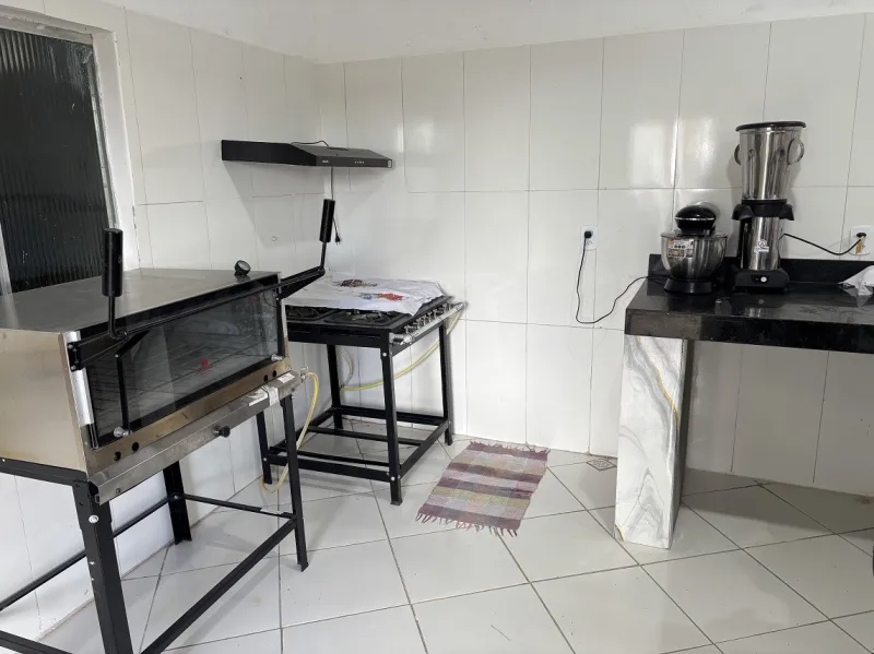 Cozinha Industrial diversifica renda de mulheres do campo em Nova Viçosa