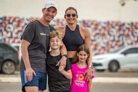 Domingo de lazer reúne centenas de famílias na Praça Padre Apparecido em Teixeira de Freitas