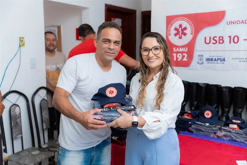 “Cuidar de quem cuida”: Prefeitura de Ibirapuã entrega novos uniformes ao SAMU 192