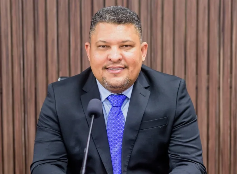 Prefeitura de Teixeira de Freitas publica nova lei municipal após indicação do vereador Jonatas dos Santos