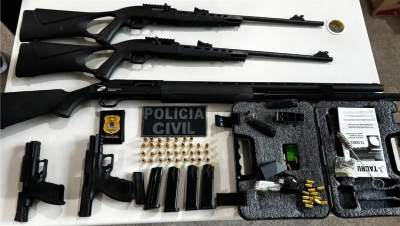 DEAM de Porto Seguro apreende cinco armas de fogo em operação após denúncia de violência doméstica