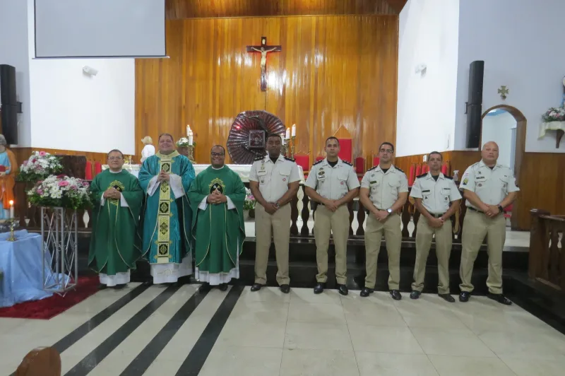 Polícia Militar é homenageada durante missa na Igreja Matriz São Pedro Polícia Militar é homenageada durante missa na Igreja Matriz São Pedro