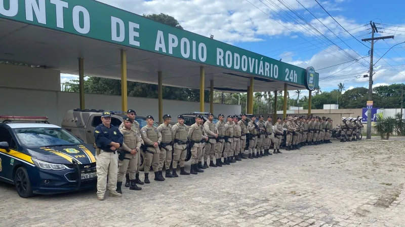 87ª CIPM participa de atividade prática de identificação veicular do 13º BEIC em Teixeira de Freitas 87ª CIPM participa de atividade prática de identificação veicular do 13º BEIC em Teixeira de Freitas