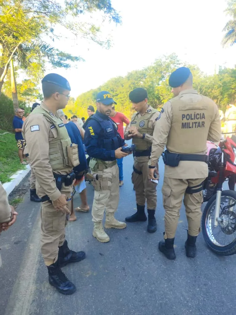 87ª CIPM participa de atividade prática de identificação veicular do 13º BEIC em Teixeira de Freitas 87ª CIPM participa de atividade prática de identificação veicular do 13º BEIC em Teixeira de Freitas