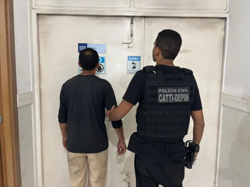 Suspeito de furtar R$ 40 mil em fios de cobre de condomínio é preso em Porto Seguro Suspeito de furtar R$ 40 mil em fios de cobre de condomínio é preso em Porto Seguro