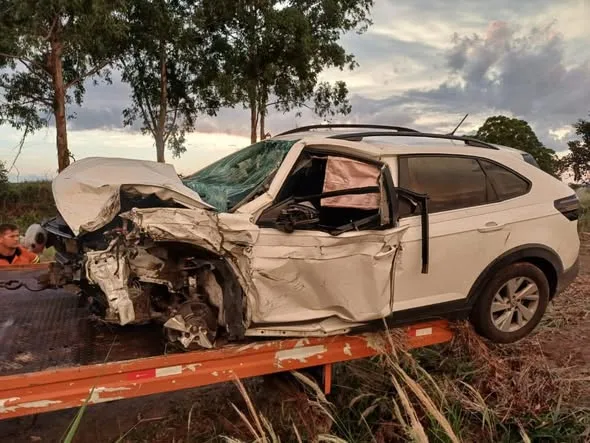 Uma pessoa morreu e quatro ficaram feridas em acidente na BR 418 próximo a Argolo 