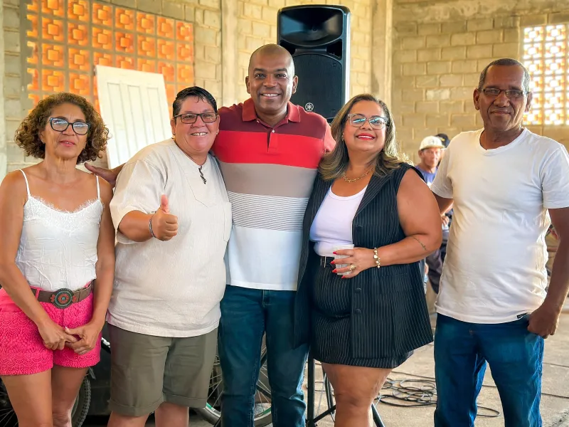 Prado celebra Dia do Gari com café da manhã especial e sorteio de prêmios Prado celebra Dia do Gari com café da manhã especial e sorteio de prêmios