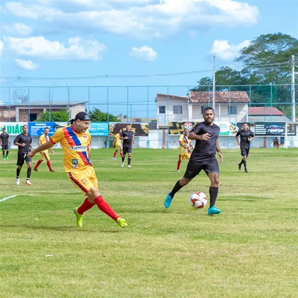 Futebol movimenta a cidade: finais dos campeonatos marcam fim de semana em Ibirapuã Futebol movimenta a cidade: finais dos campeonatos marcam fim de semana em Ibirapuã