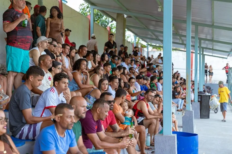 Futebol movimenta a cidade: finais dos campeonatos marcam fim de semana em Ibirapuã Futebol movimenta a cidade: finais dos campeonatos marcam fim de semana em Ibirapuã