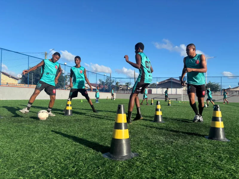 Escolinha de Futebol promove inclusão social em comunidade de Alcobaça