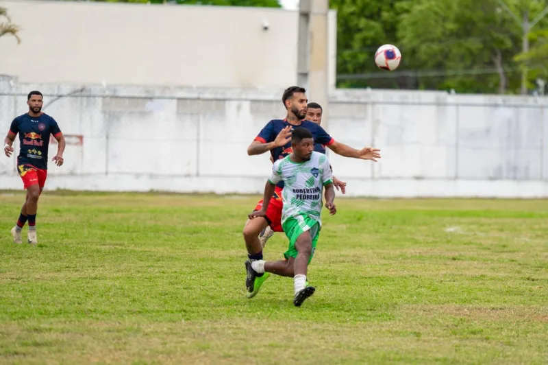 Finais do Campeonato Municipal movimentam Estádio de Teixeira de Freitas e consagram campeões da Série A e Sub-15