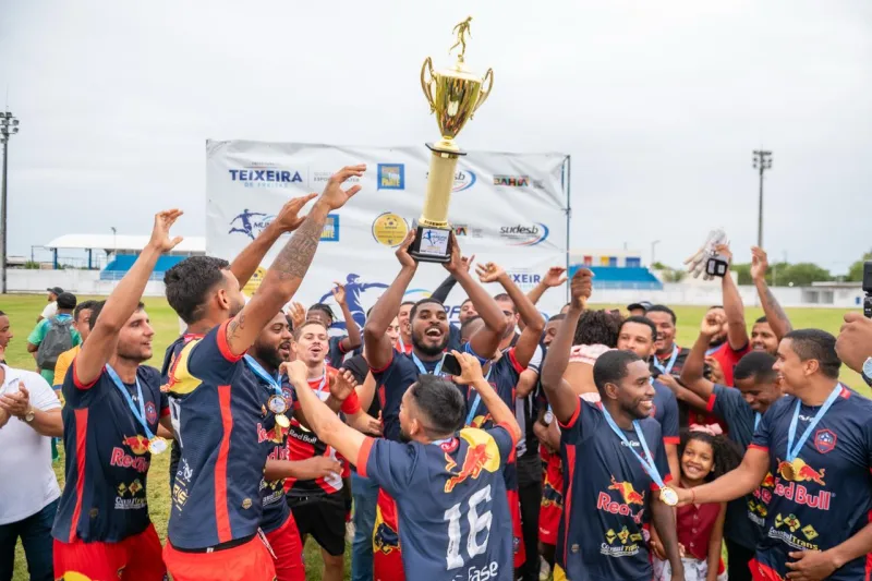 Finais do Campeonato Municipal movimentam Estádio de Teixeira de Freitas e consagram campeões da Série A e Sub-15