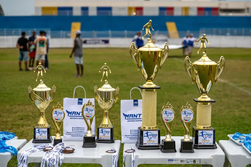 Finais do Campeonato Municipal movimentam Estádio de Teixeira de Freitas e consagram campeões da Série A e Sub-15