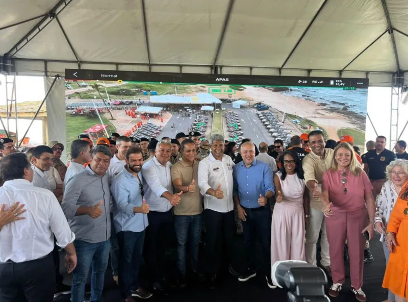 Zico de Baiato participa, ao lado do governador Jerônimo Rodrigues, da entrega de viaturas que reforçarão a segurança em Alcobaça Zico de Baiato participa, ao lado do governador Jerônimo Rodrigues, da entrega de viaturas que reforçarão a segurança em Alcobaça