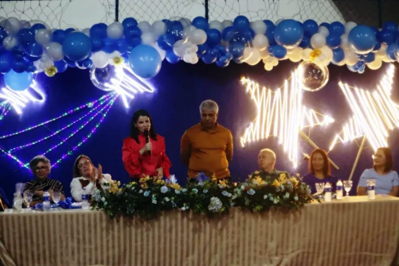Creche Pequeno Príncipe celebra 20 anos com emoção e homenagens em Nova Viçosa Creche Pequeno Príncipe celebra 20 anos com emoção e homenagens em Nova Viçosa