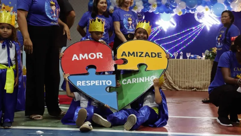 Creche Pequeno Príncipe celebra 20 anos com emoção e homenagens em Nova Viçosa Creche Pequeno Príncipe celebra 20 anos com emoção e homenagens em Nova Viçosa