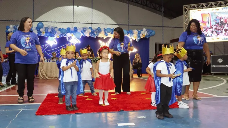 Creche Pequeno Príncipe celebra 20 anos com emoção e homenagens em Nova Viçosa Creche Pequeno Príncipe celebra 20 anos com emoção e homenagens em Nova Viçosa