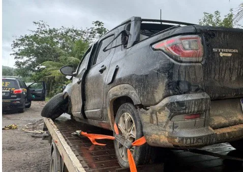 Veículo roubado é recuperado pela PRF após atendimento a sinistro na BR-101, em Itabela 
