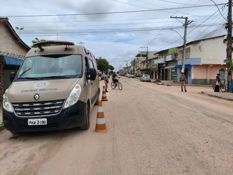 Operação Força Total reforça segurança em Teixeira de Freitas e resulta em apreensão de drogas no Vila Vargas