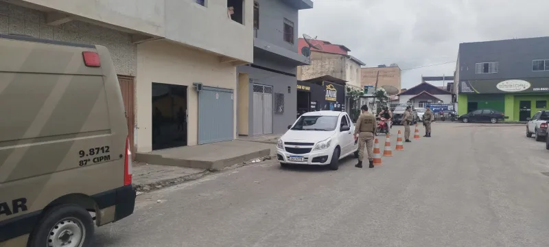 Operação Força Total reforça segurança em Teixeira de Freitas e resulta em apreensão de drogas no Vila Vargas