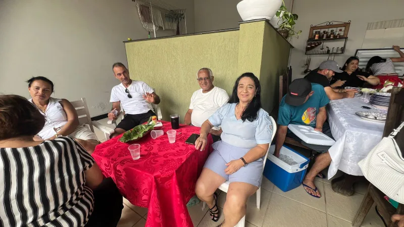 Confraternização da Center Fisio reúne pacientes e amigos em tarde de celebração
