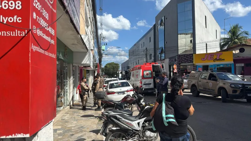 Ex-servidor público demitido por assédio é executado a tiros em loja no Centro de Teixeira de Freitas