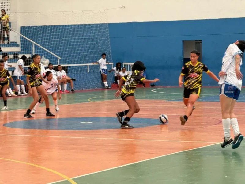 Oriente 1 conquista título do Torneio de Futsal Feminino em Teixeira de Freitas