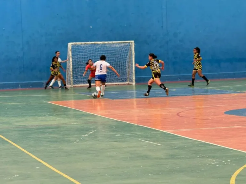 Oriente 1 conquista título do Torneio de Futsal Feminino em Teixeira de Freitas