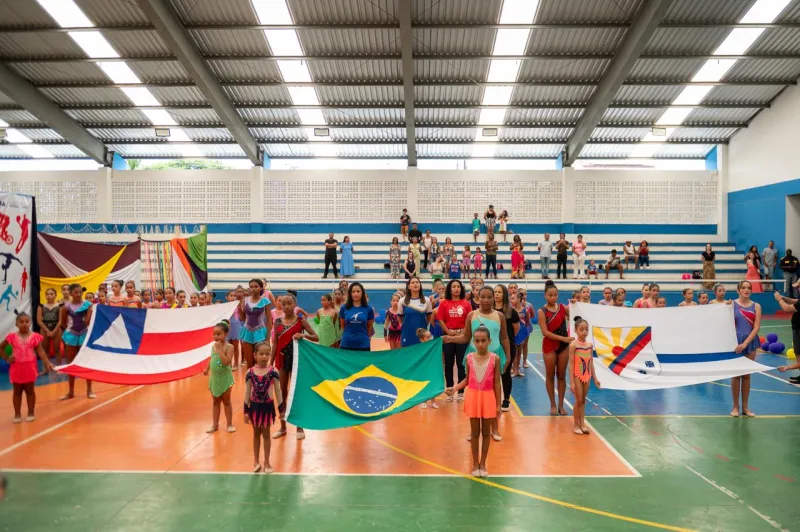 IV Mostra de Ginástica Rítmica encanta público no Ginásio Valter César em Teixeira de Freitas IV Mostra de Ginástica Rítmica encanta público no Ginásio Valter César em Teixeira de Freitas