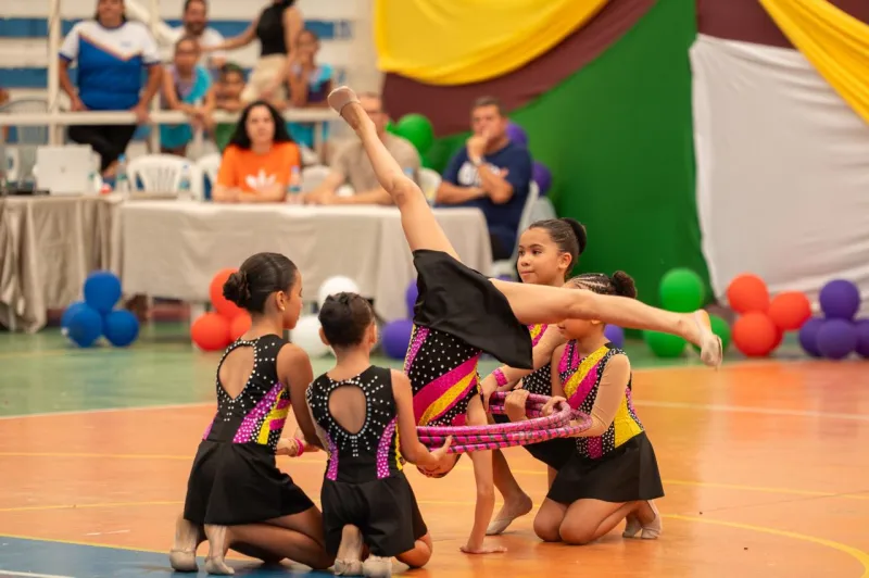 IV Mostra de Ginástica Rítmica encanta público no Ginásio Valter César em Teixeira de Freitas IV Mostra de Ginástica Rítmica encanta público no Ginásio Valter César em Teixeira de Freitas