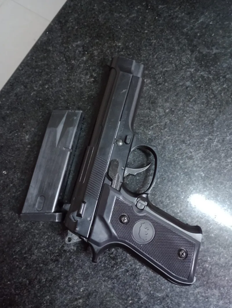 Durante Operação Corredores Urbanos, PM apreende simulacro de arma de fogo e veículo com sinais de adulteração em Eunápolis