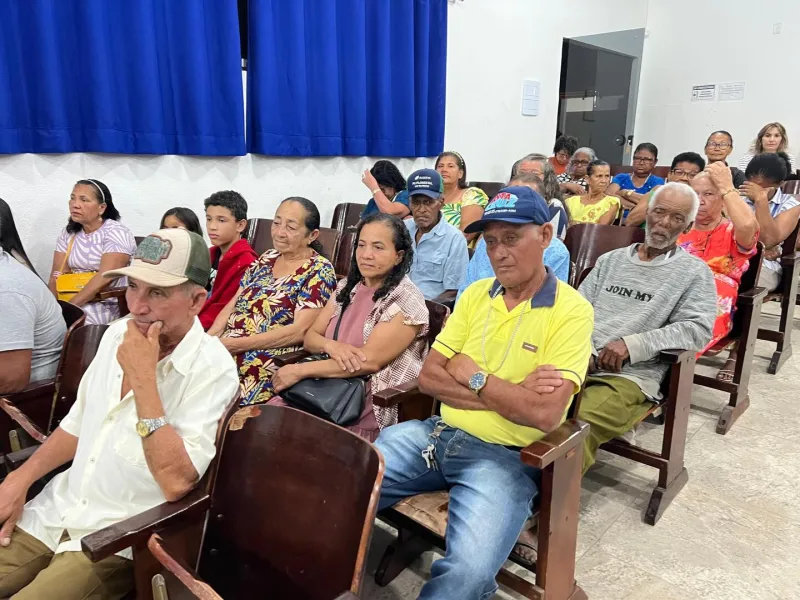 Iº  Encontro de Turmas do Programa Brasil Alfabetizado reforça compromisso com a educação de jovens e adultos em Teixeira de Freitas