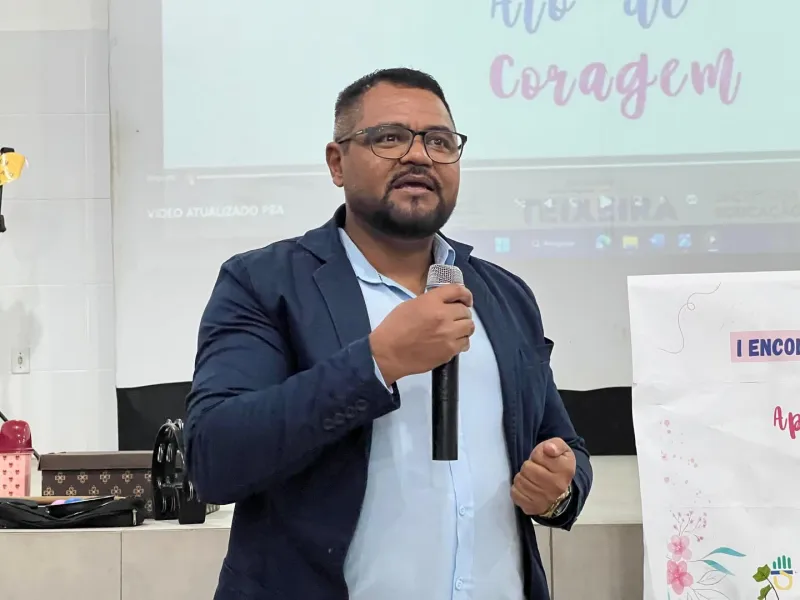 Iº  Encontro de Turmas do Programa Brasil Alfabetizado reforça compromisso com a educação de jovens e adultos em Teixeira de Freitas