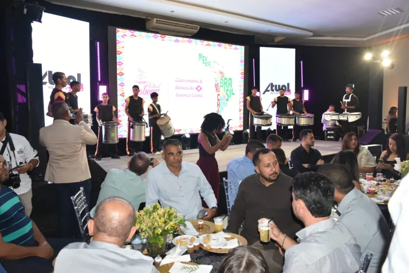 Sabores de Teixeira bate recordes e movimenta R$ 4,9 milhões na 12ª edição do festival Sabores de Teixeira bate recordes e movimenta R$ 4,9 milhões na 12ª edição do festival