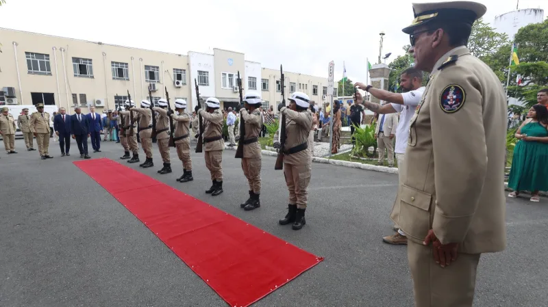  Bahia forma 1.865 novos soldados para reforçar a segurança pública