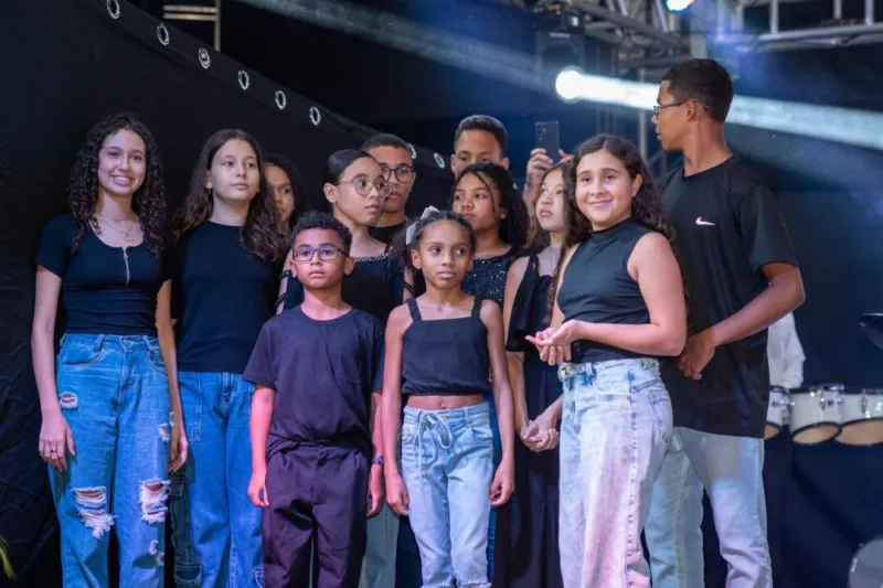 Festival Cultural de Teixeira de Freitas abre edição 2025 com noite de celebração artística e grande participação do público Festival Cultural de Teixeira de Freitas abre edição 2025 com noite de celebração artística e grande participação do público