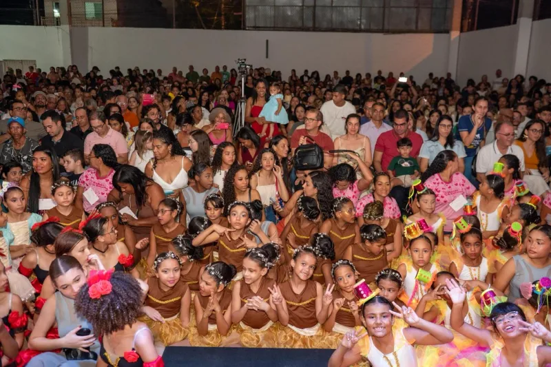 Festival Cultural de Teixeira de Freitas prossegue com dança, teatro e moda no segundo dia Festival Cultural de Teixeira de Freitas prossegue com dança, teatro e moda no segundo dia