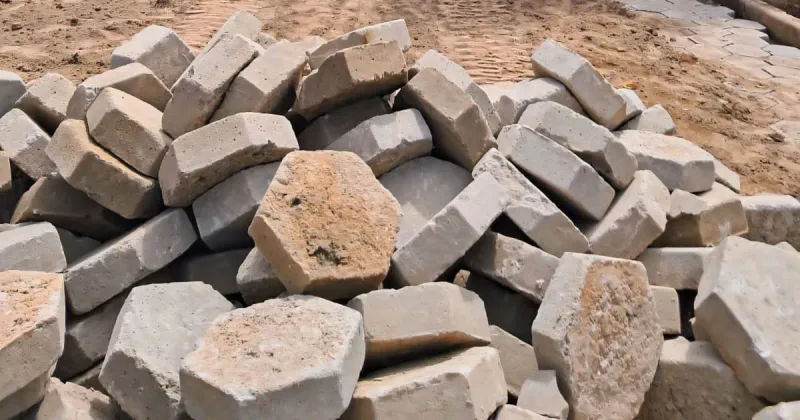 Bemtivi destaca avanço do calçamento da entrada de Santa Rita e moradores celebram transformação Bemtivi destaca avanço do calçamento da entrada de Santa Rita e moradores celebram transformação