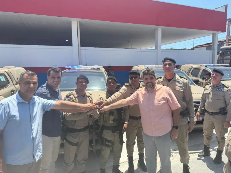 PMBA lança Operação Verão no Extremo Sul e reforça policiamento em Alcobaça. PMBA lança Operação Verão no Extremo Sul e reforça policiamento em Alcobaça.