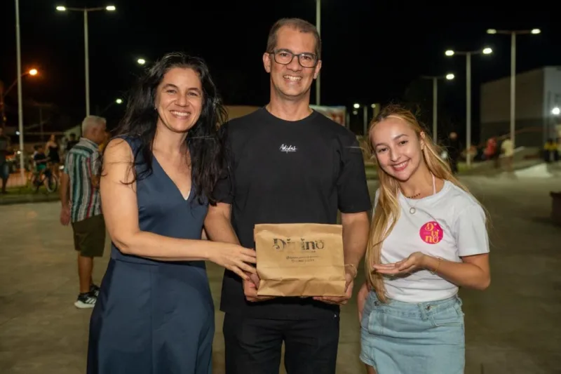 Teixeira de Freitas realiza o 1º Skate Moto Rock na Praça Carla Caddia. Teixeira de Freitas realiza o 1º Skate Moto Rock na Praça Carla Caddia.