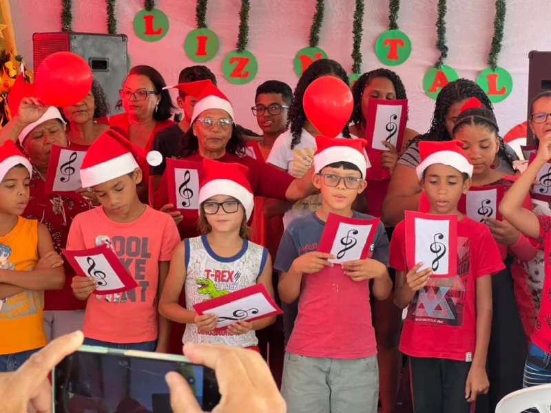 Ação Comunitária de Natal reúne famílias e encerra atividades do ano no CRAS IV – Vila Vargas Ação Comunitária de Natal reúne famílias e encerra atividades do ano no CRAS IV – Vila Vargas